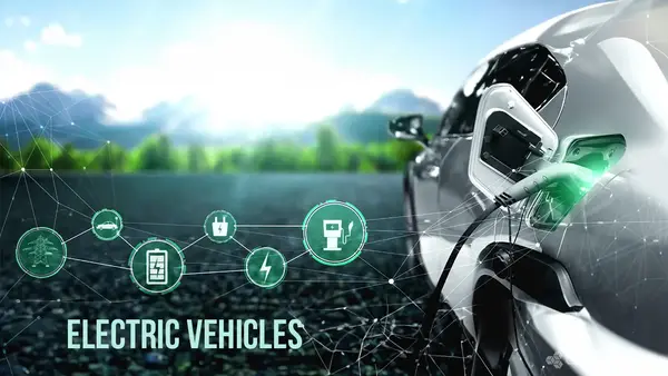 Analyzing Current Trends and Challenges in the Electric Vehicle Industry featured